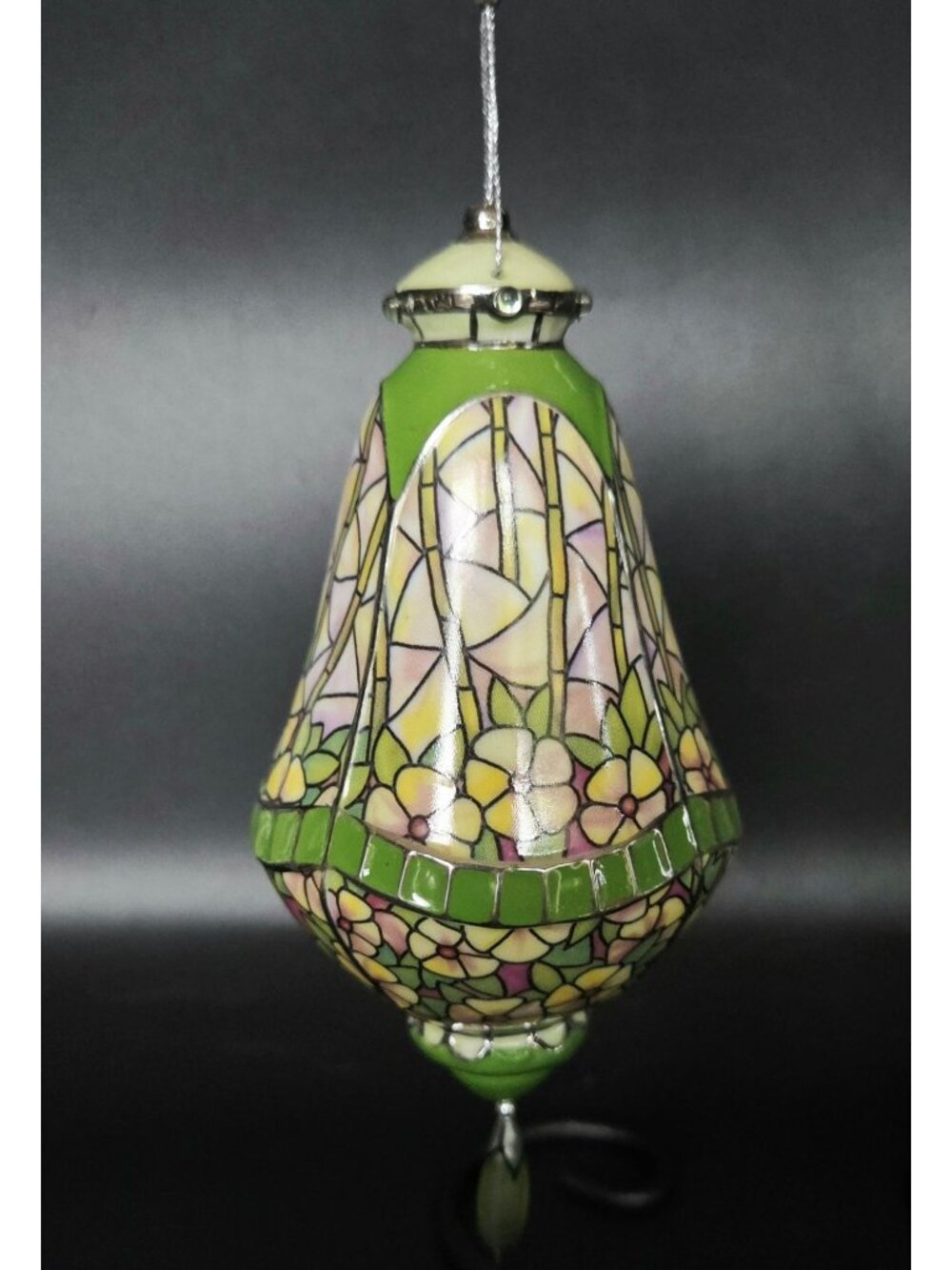 Bradford Exchange Louis Tiffany Stained Glass Inspired Floral Pansy Ornament  po
